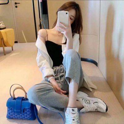 穿越白色空间
